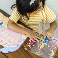 Aktivitetsbog Med Klistermaerker - Havfruer