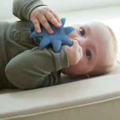 Bidedyr I 100% Naturgummi - Blaeksprutten Otto