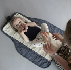 Bidedyr I 100% Naturgummi - Larven Lily