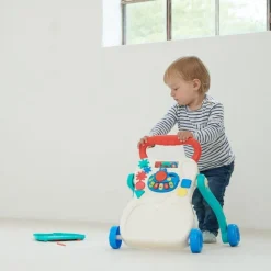 Gavogn Med Aktiviteter Og Musik