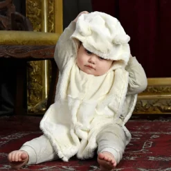 Isbjornedragt, Str. 2-4 Ar