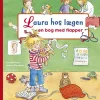 Laura Hos Laegen - En Bog Med Flapper