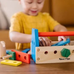 Vaerktojskasse I Trae Med Indhold